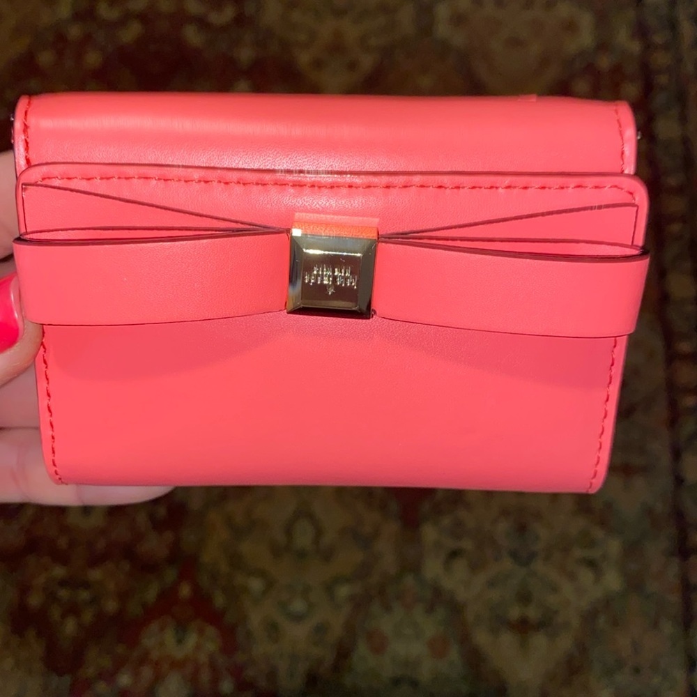 Kate spade key chain wallet